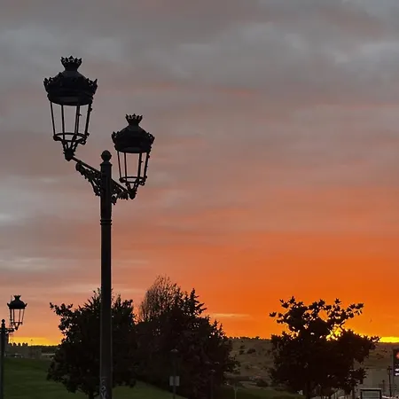 El Balcon De - Casa 4 Frente A La Muralla Nyaraló Ávila